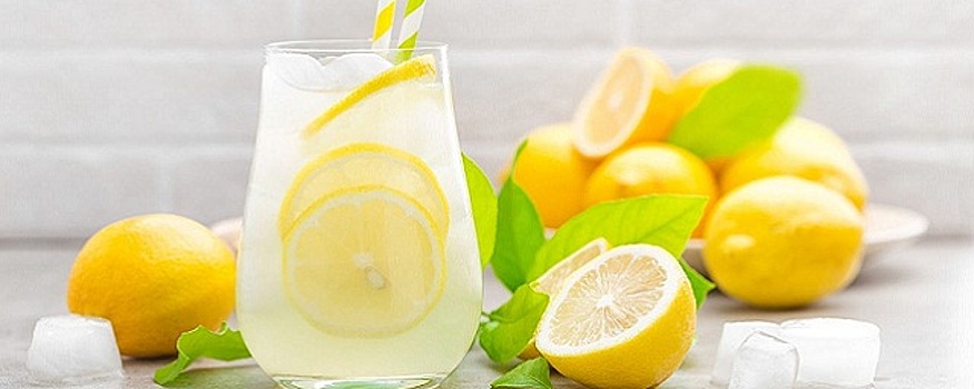 Кирдиолог назвала пользу стакана воды с лимоном по утрам
