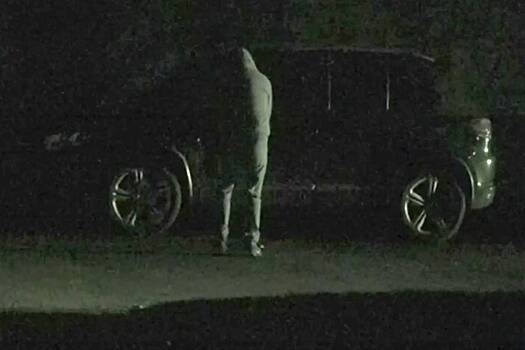 Закладка бомбы под автомобиль офицера Черноморского флота попала на видео