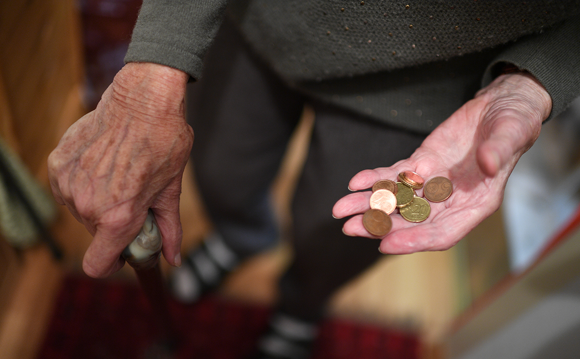 В Госдуме назвали способ поднять пенсию работающим пенсионерам