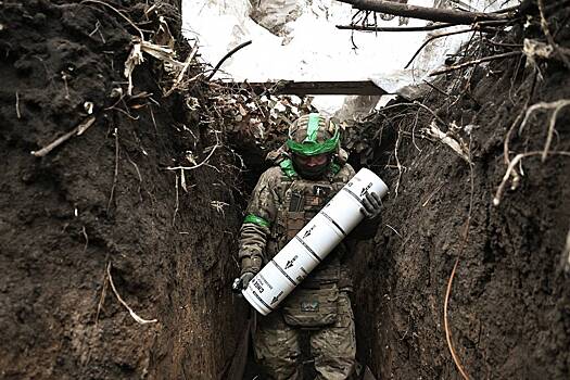 Американский профессор рассказал о западной стратегии в отношении Украины