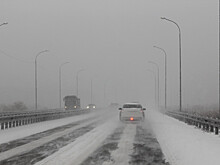 Не только во Владивостоке: улицы китайского города покрылись гололёдом
