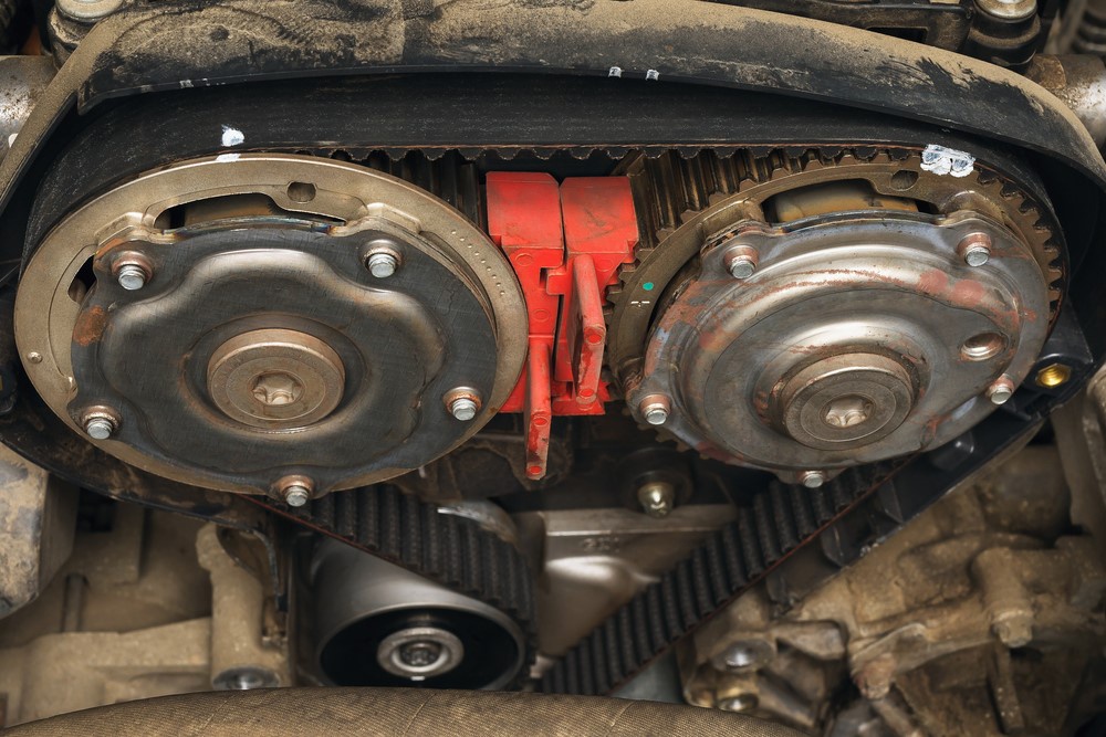 Автоэксперт Антюфьев перечислил машины, у которых чаще всего рвется ...