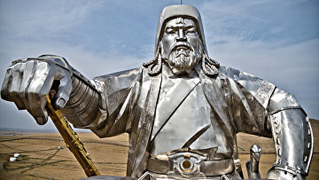 Феникс (Китай): почему СССР запретил Монголии восхвалять Чингисхана?
