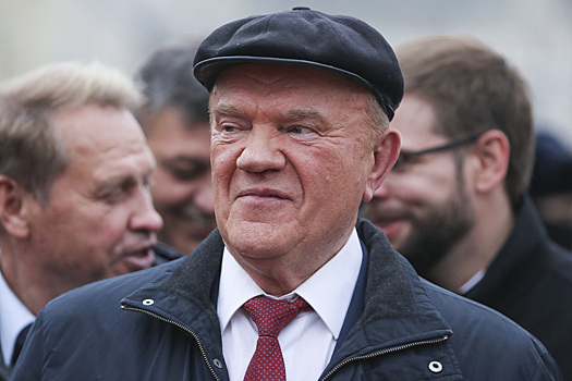 "Красный" день календаря: споры о 7 ноября разгорелись с новой силой