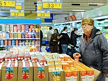 Россияне перешли на "более дешевые продукты"