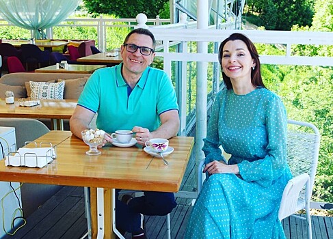 Звезда «Осколков» Наталия Антонова и ее муж ответили на вопросы о семейной жизни