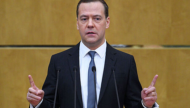 Медведев не назвал замами Шувалова, Дворковича и Рогозина