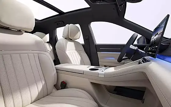 Популярный в России бренд готовит новый семейный кроссовер со смешным расходом