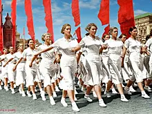 Как сегодня: 11 цветных фотографий Российской Империи и СССР