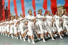 Как сегодня: 11 цветных фотографий Российской Империи и СССР