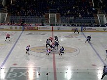 Последнюю в году домашнюю серию «Дизель» начал с поражения