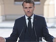 Макрон: Франция не готова больше поставлять оружие Украине