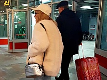 Кадры недели: у вернувшейся Пугачевой увидели проблемы с походкой, Фёдор и Светлана Бондарчук избегали друг друга на премьере