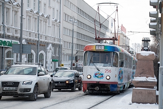 Пропавшие трамваи и жадные таксисты — Средний Урал в соцсетях