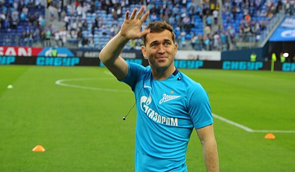 Кержаков женится на молоденькой красавице