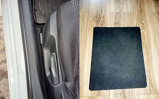 Чистота в салоне авто без труда и пылесоса — шикарный лайфхак