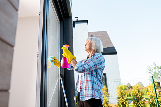 Полезные советы: пять способов вымыть окна без разводов
