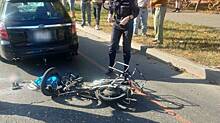 Водитель электровелосипеда госпитализирован после столкновения с автомобилем на Ткацкой улице