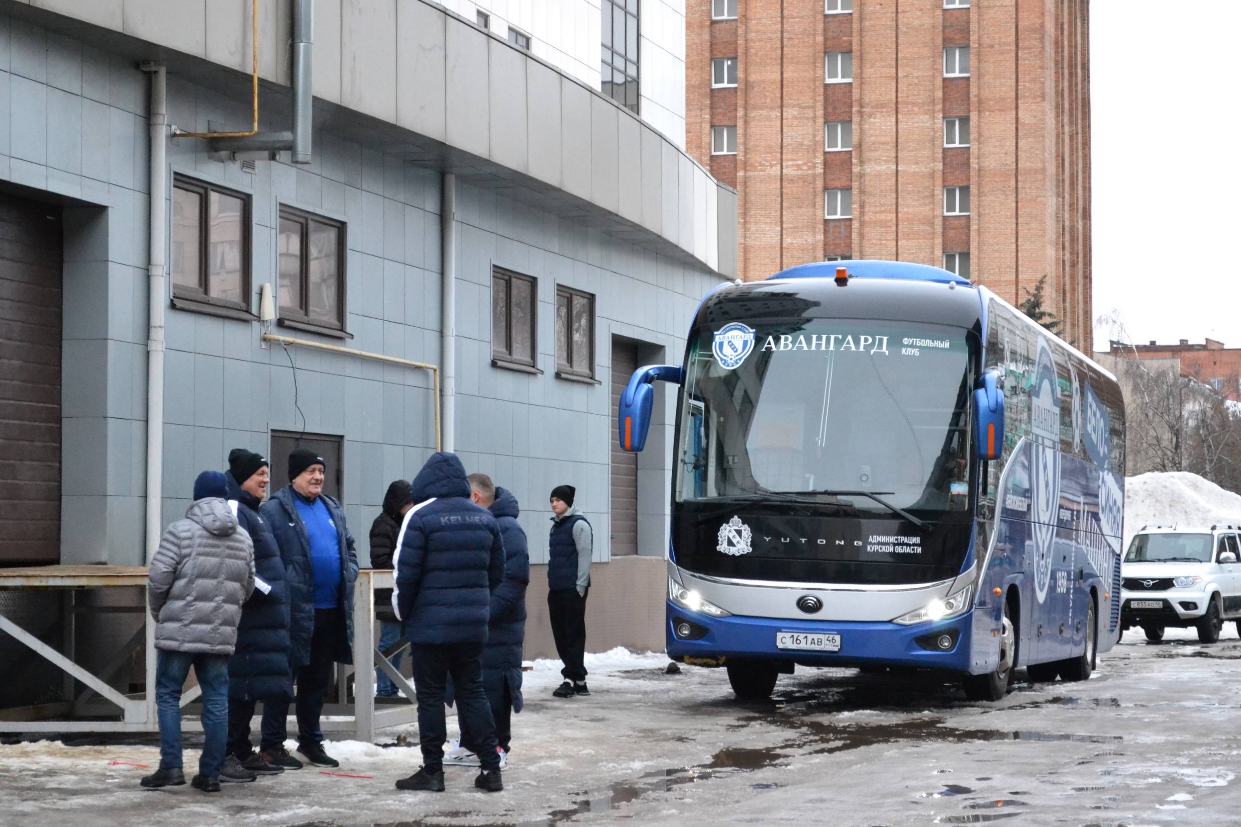 Курский «Авангард» отправился на сборы в Крымск