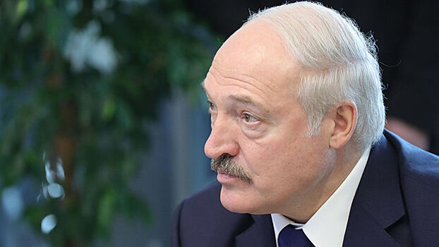 Лукашенко объяснил фразу о превосходстве белорусов