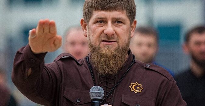Для вас важно порочить Чечню: Кадыров ответил авторам фейков о Хучиеве