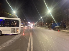 В аварии мусоровоза с автобусом пострадали работники «Омского каучука»