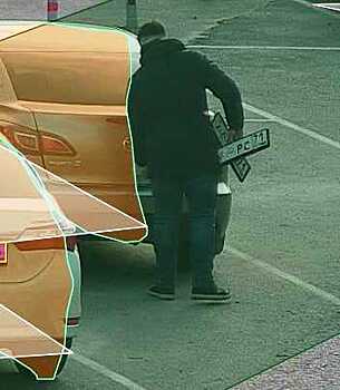За год в Воронеже выписали 83 тысячи штрафов за неоплату парковки