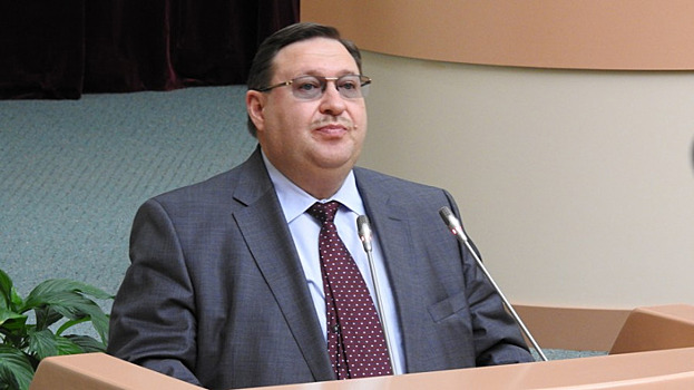В секретариате зампреда саратовского правительства Наумова будет работать пять человек