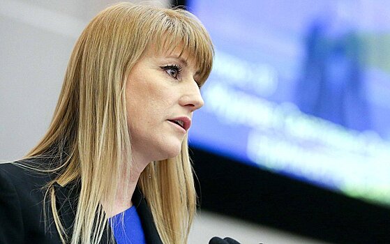 Депутат Госдумы Журова назвала сомнительной идею финансовой помощи "Ахмату"