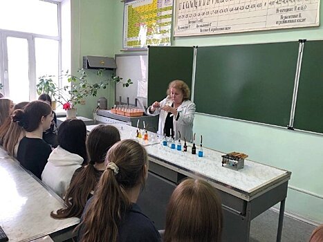 130 кировских школьников стали участниками очной сессии для обучающихся сетевых профильных классов