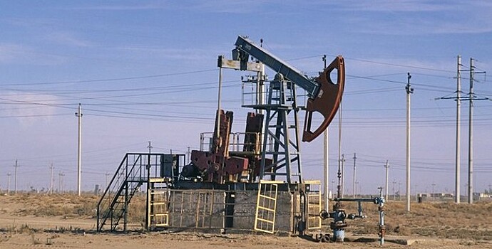 МЭА прогнозирует переизбыток на рынке нефти