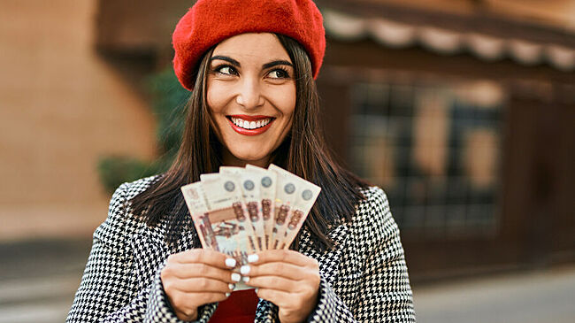 Выигравшая треть миллиарда в лотерею россиянка решила все же забрать приз