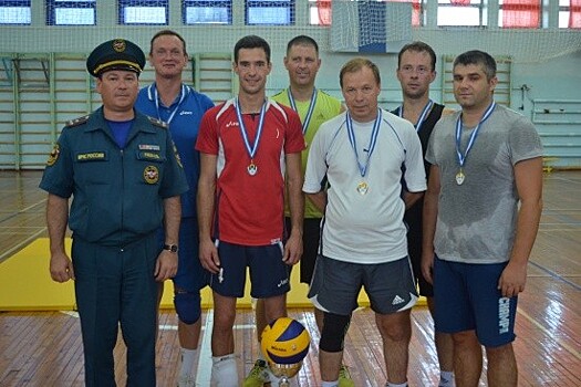 Севастопольские спасатели вновь одержали победу в чемпионате по волейболу среди силовых структур