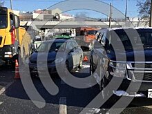 Два автомобиля столкнулись на Бутырской улице