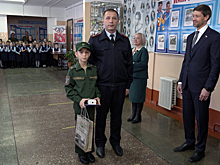 В Благовещенске 10-летнему мальчику вручили медаль «За мужество»