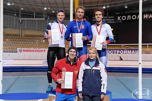 Подмосковные конькобежцы триумфально выступили на «Кубке Коломенского Кремля»