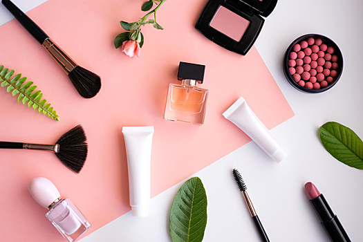 Fast-beauty, акцент на текстурах и еще 11 актуальных бьюти-трендов, которые вам надо попробовать в 2020-м