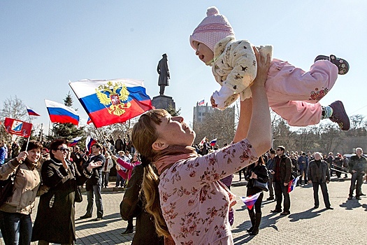 17 мгновений Крымской весны: Десять лет назад полуостров избежал сценария киевского майдана