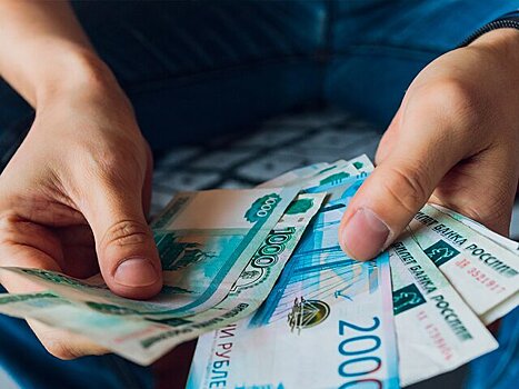 В ГД внесен проект о премии сотрудникам, отработавшим на одном месте пять и более лет