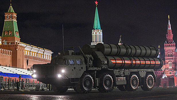 "Посторонним В." и "Санкции – на…". США наказали Китай за "Триумф" России