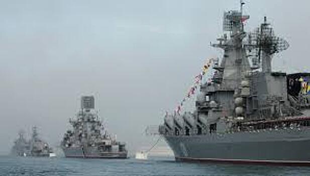 Суда Черноморского флота провели учения