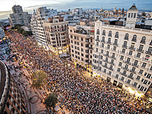 Возмущённые бездействием властей жители Валенсии вышли на улицы