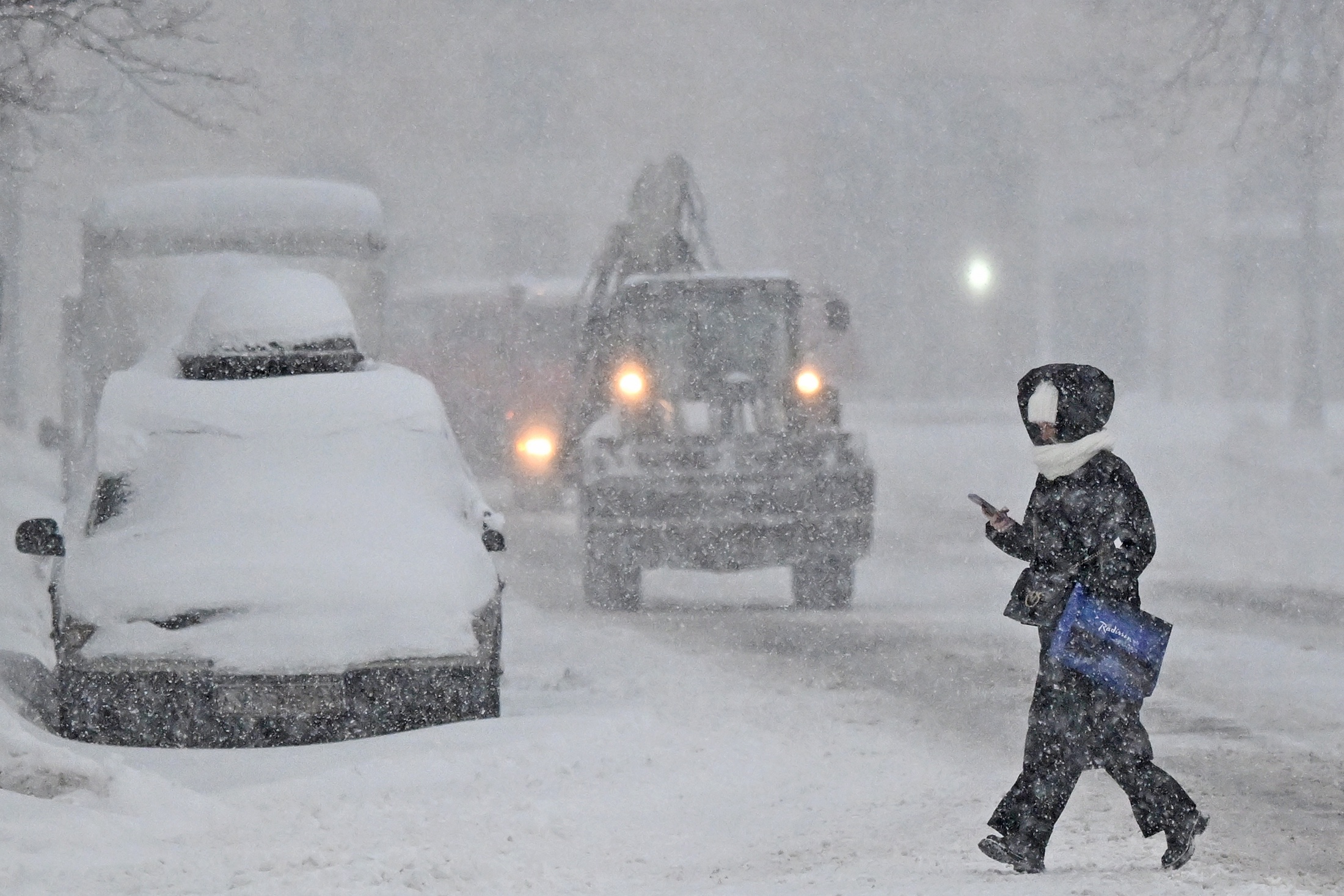 В школах Петропавловска-Камчатского из-за циклона 13 января отменили занятия