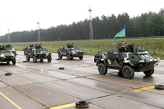 Как проходят тренировки участников военного парада в Минске