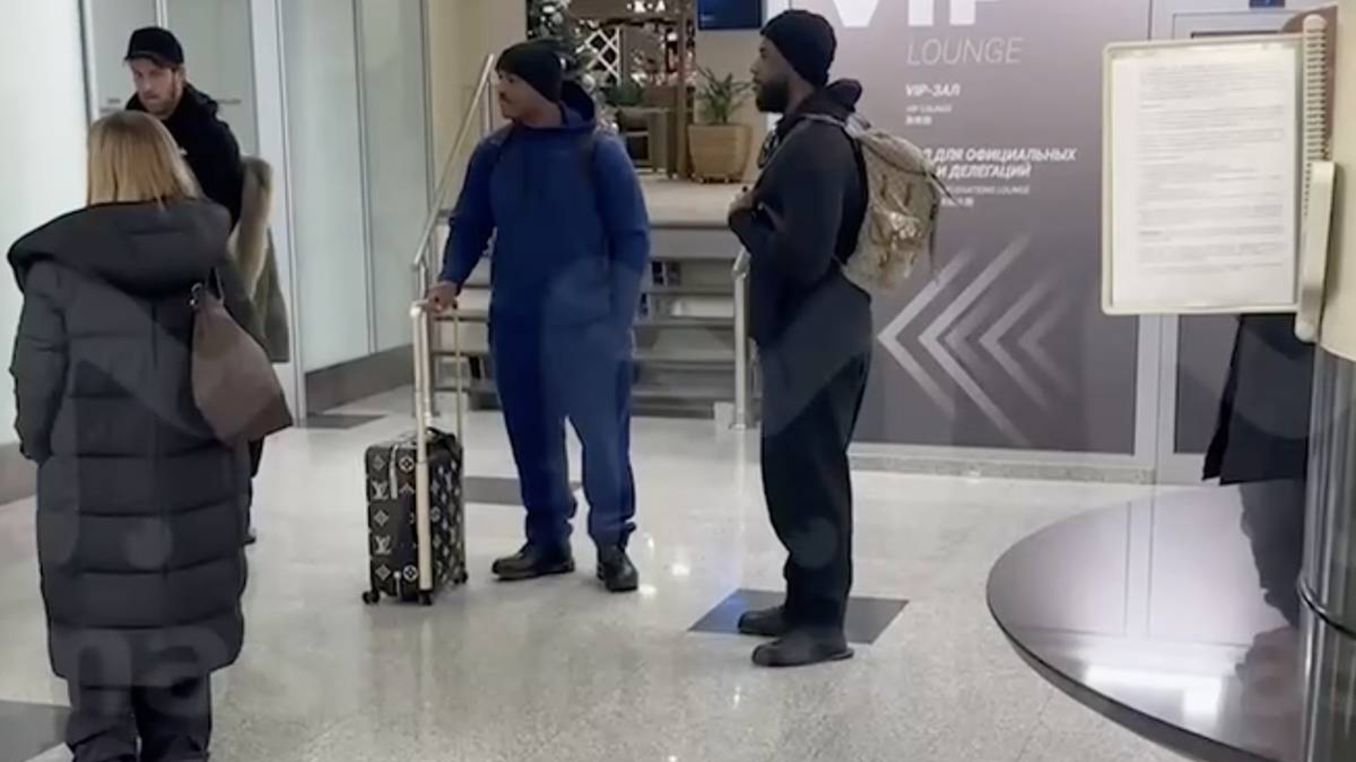 Популярный американский рэпер прилетел в Москву