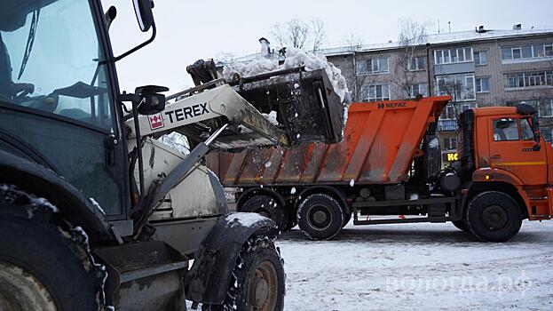 Почти 77 тысяч кубометров снега вывезли за пределы Вологды с начала сезона
