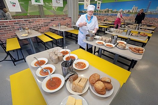 Организаторы школьного питания рассказали, как строится бизнес и выгоден ли он