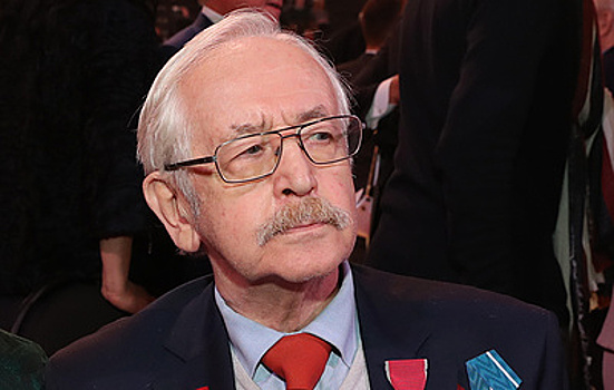 Василия Ливанова выписали из больницы