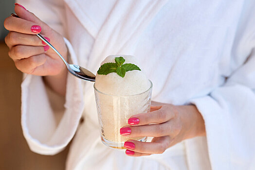 Названы вредные и полезные свойства кислородных коктейлей