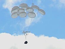 С небес на землю: кадры первого десантирования новейших БМД-4М